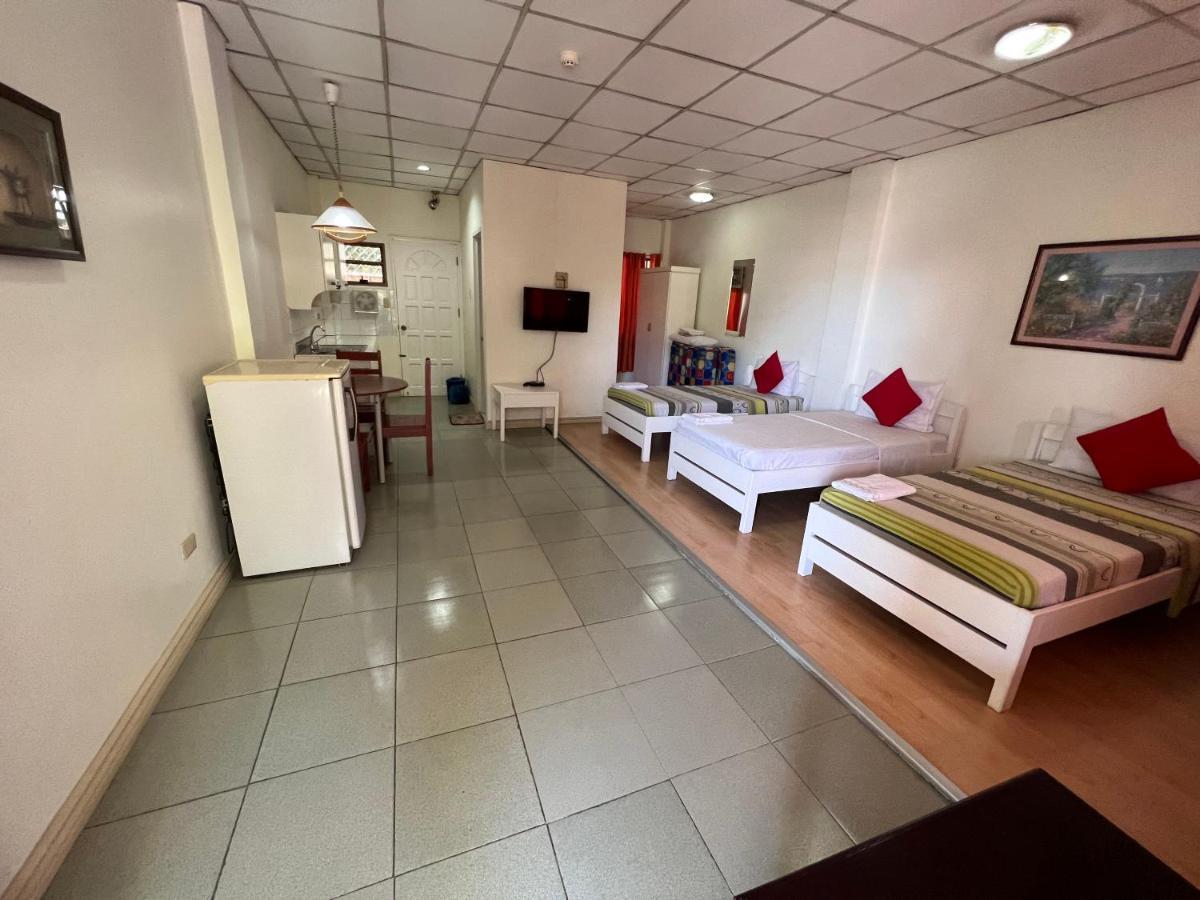 Golden Belle Apartelle And Suites Davao City Eksteriør billede