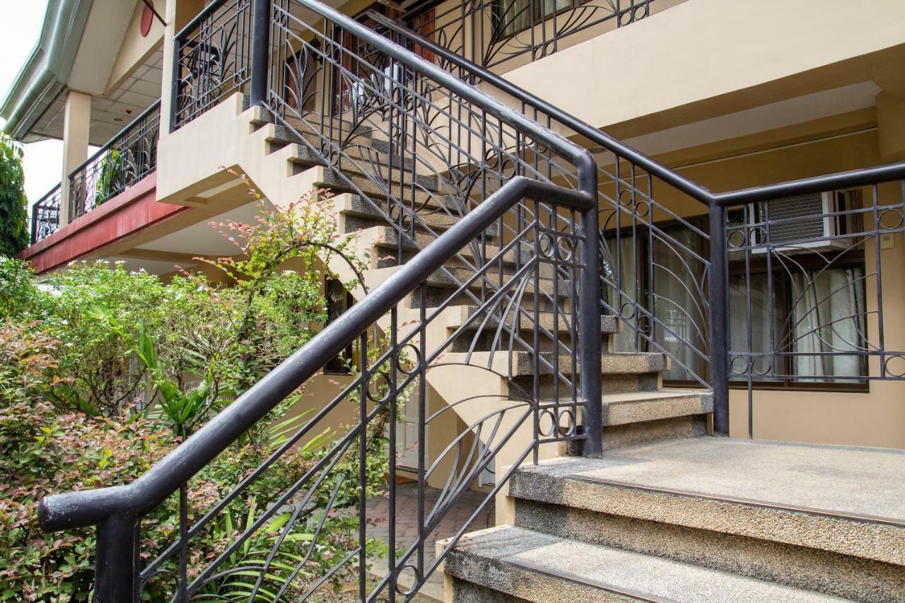 Golden Belle Apartelle And Suites Davao City Eksteriør billede